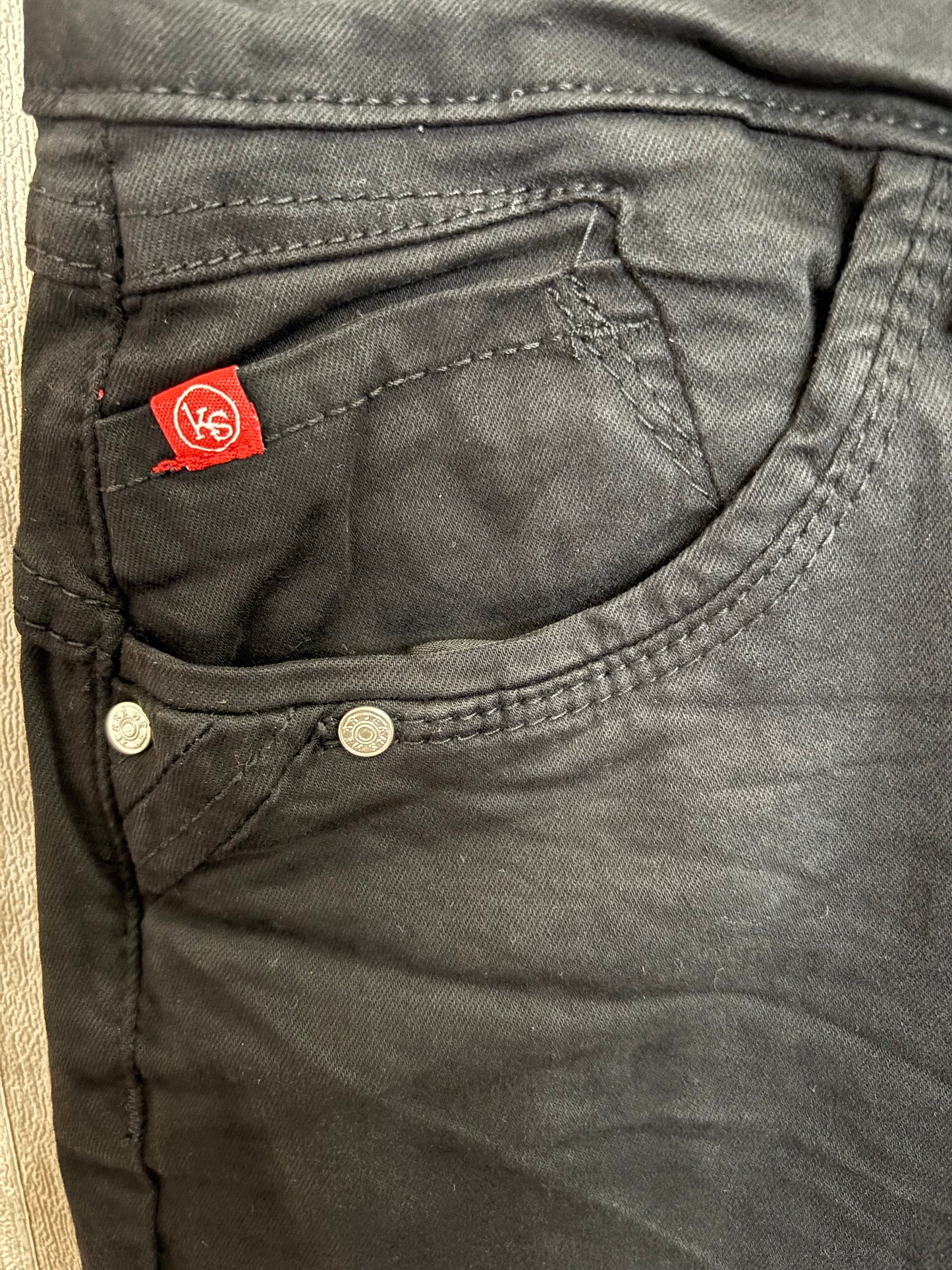 Karostar noir boutons simples K2702-1