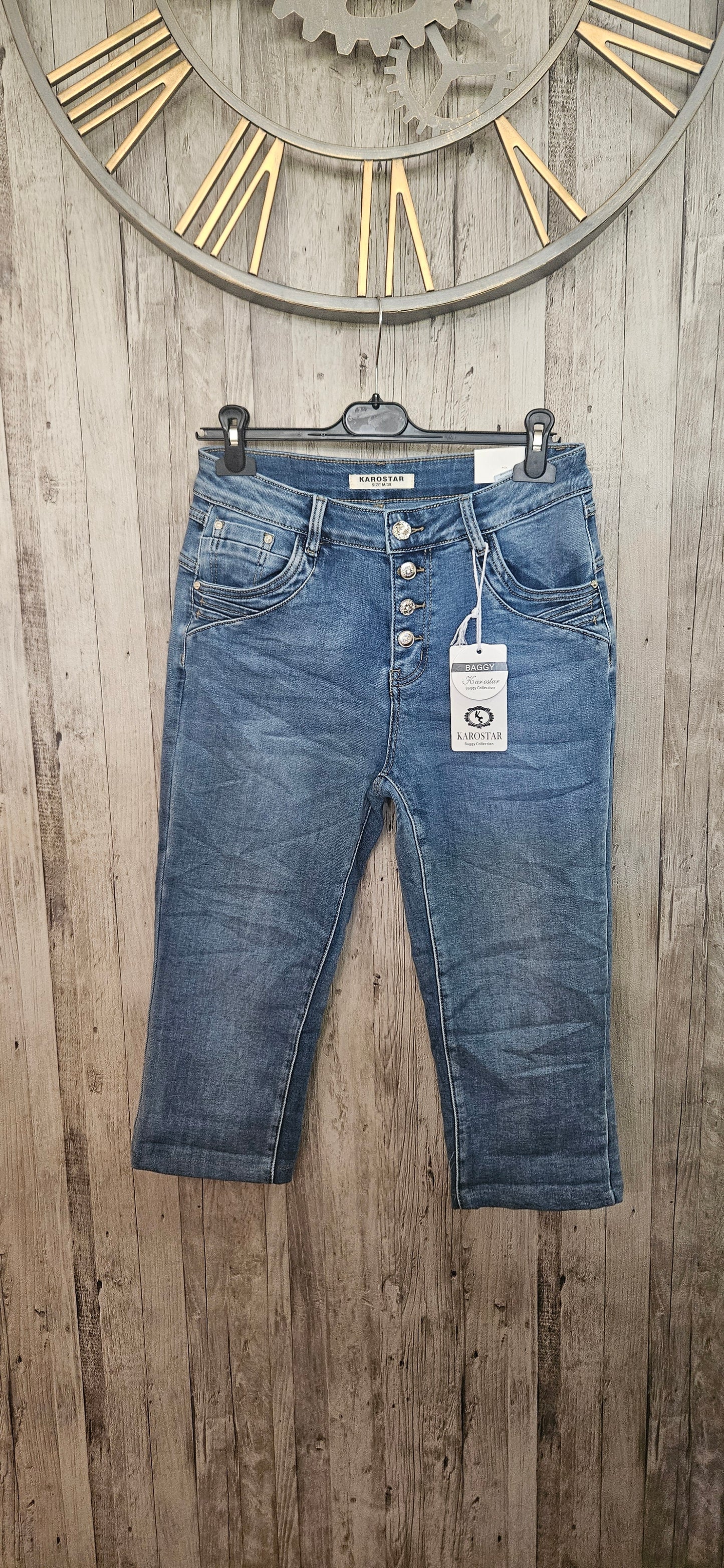 Pantacourt Karostar bleu moyen boutons bijoux K2919